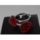 ANELLO regolabile con doppia rosellina in resina di colore rosso