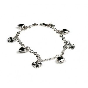 BRACCIALE  con pendenti a cuore